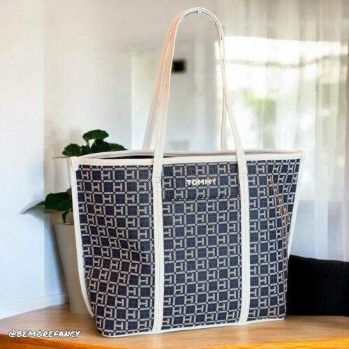 Cartera Tommy Hilfiger grande Azul con blanco DDs