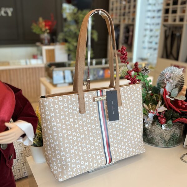 Cartera Tommy Hilfiger khaki