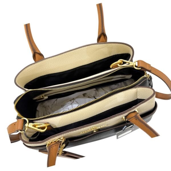 creame una descripcion para una cartera crossbody de la marca Aldo