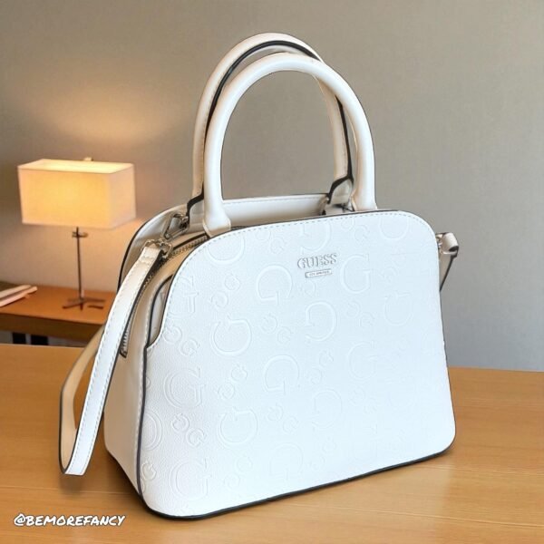 Cartera GUESS Kamri Mediana Blanca