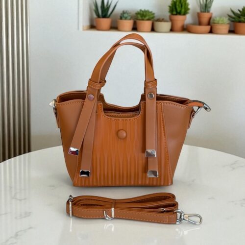 Cartera pequeña M25028 Camel Crossbody