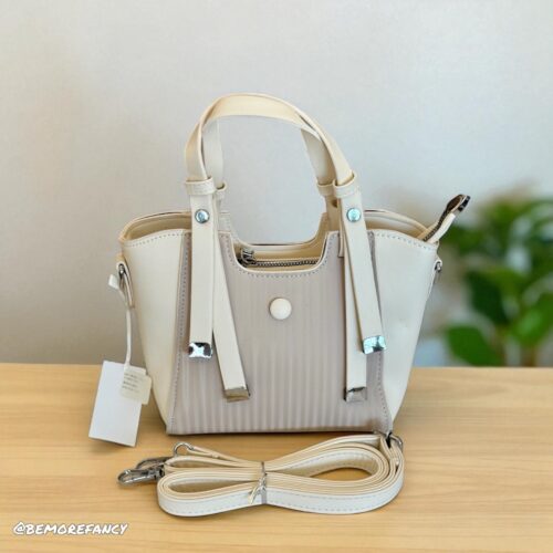 Cartera pequeña M25028 Beige Crossbody