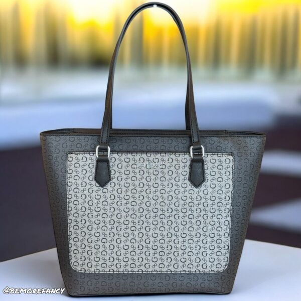 Cartera Guess Decorah Negra
