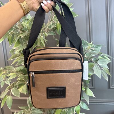 Bulto Crossbody Guess Cognac