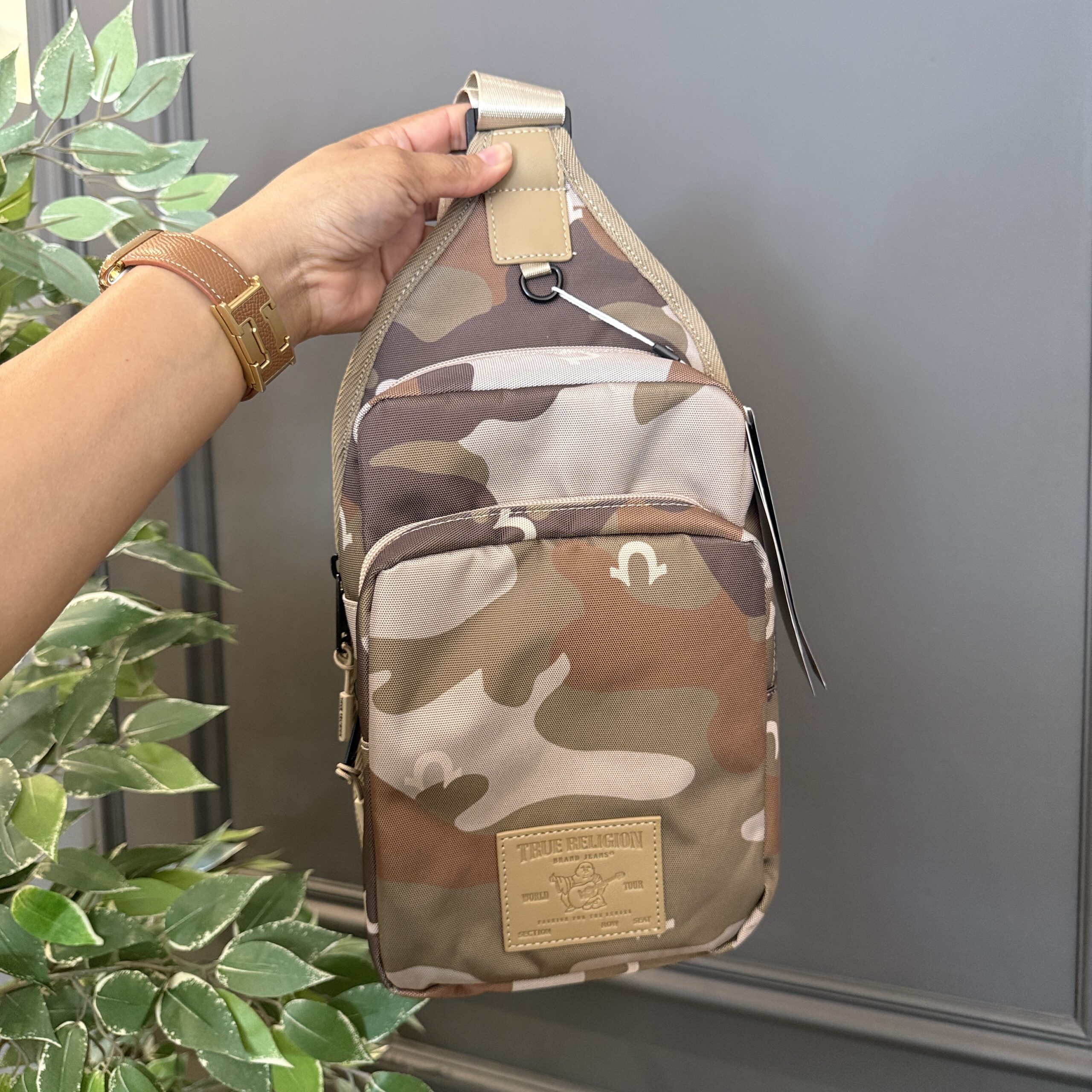 Mochila Cruzada True Religion Pippen Camuflada
