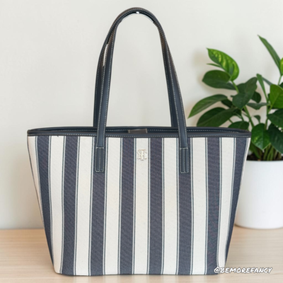 Cartera Tommy Hilfiger Tote AZ HT67