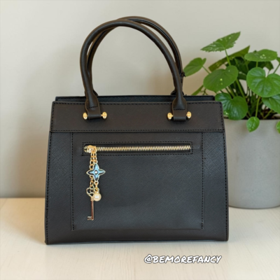 Cartera Compacta La Terre Black N2463