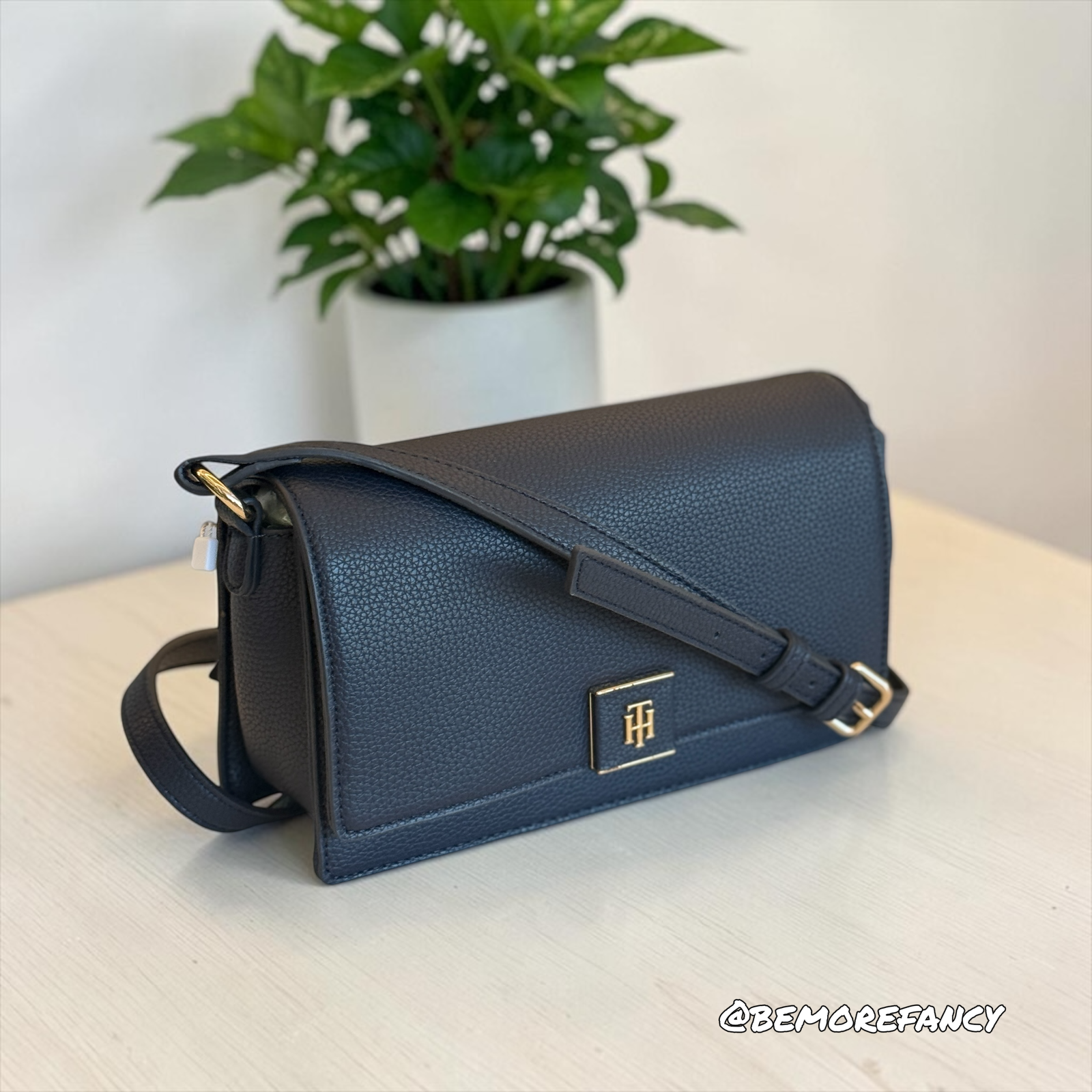 Crossbody Tommy Hilfiger Azul az232