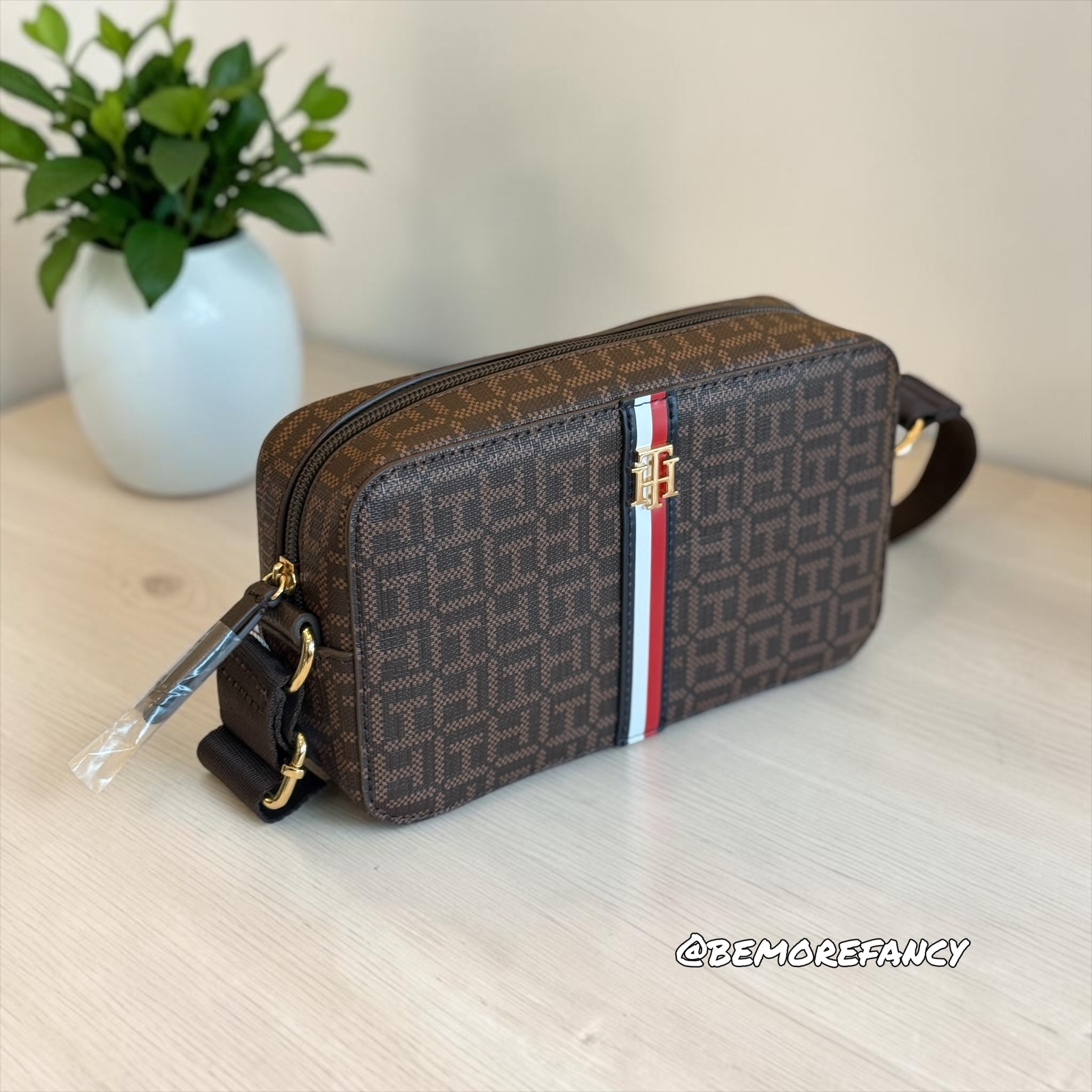 Crossbody Tommy Hilfiger hh087