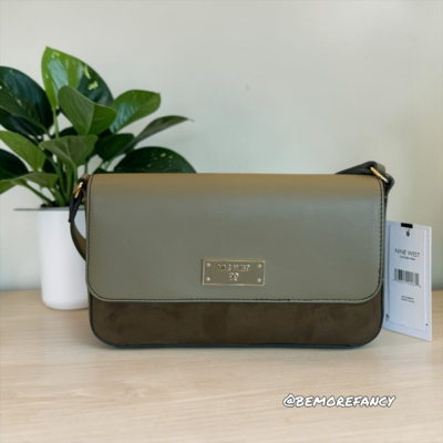 Crossbody Nine West Ledger verde