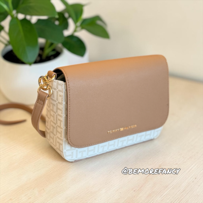 Crossbody Tommy Hilfiger IZL 231