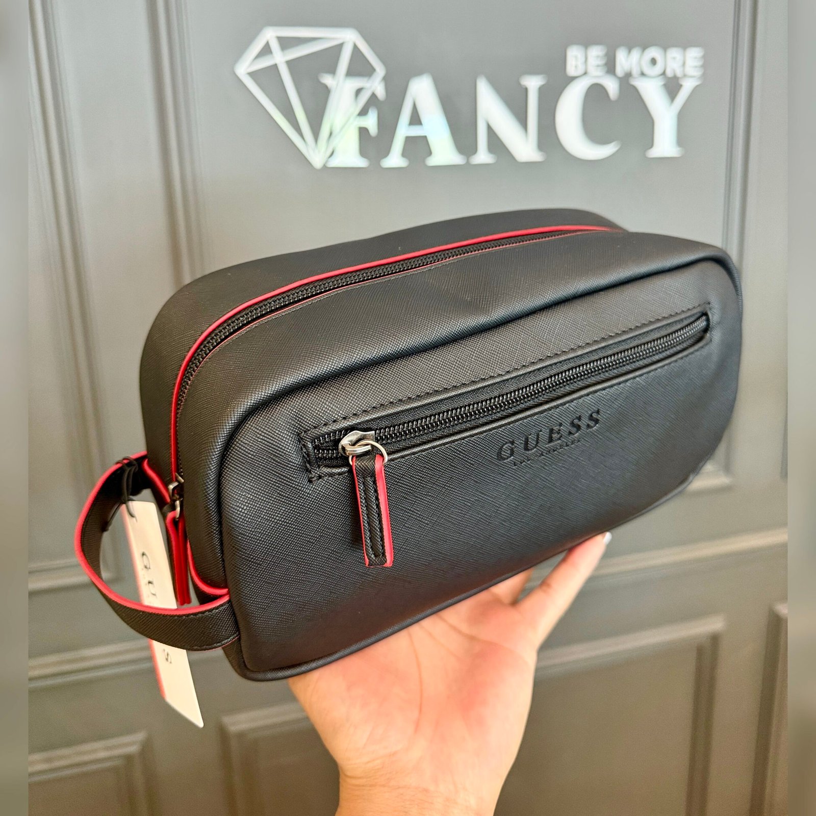 Neceser Guess Travel kit 0014 Bulto de Mano