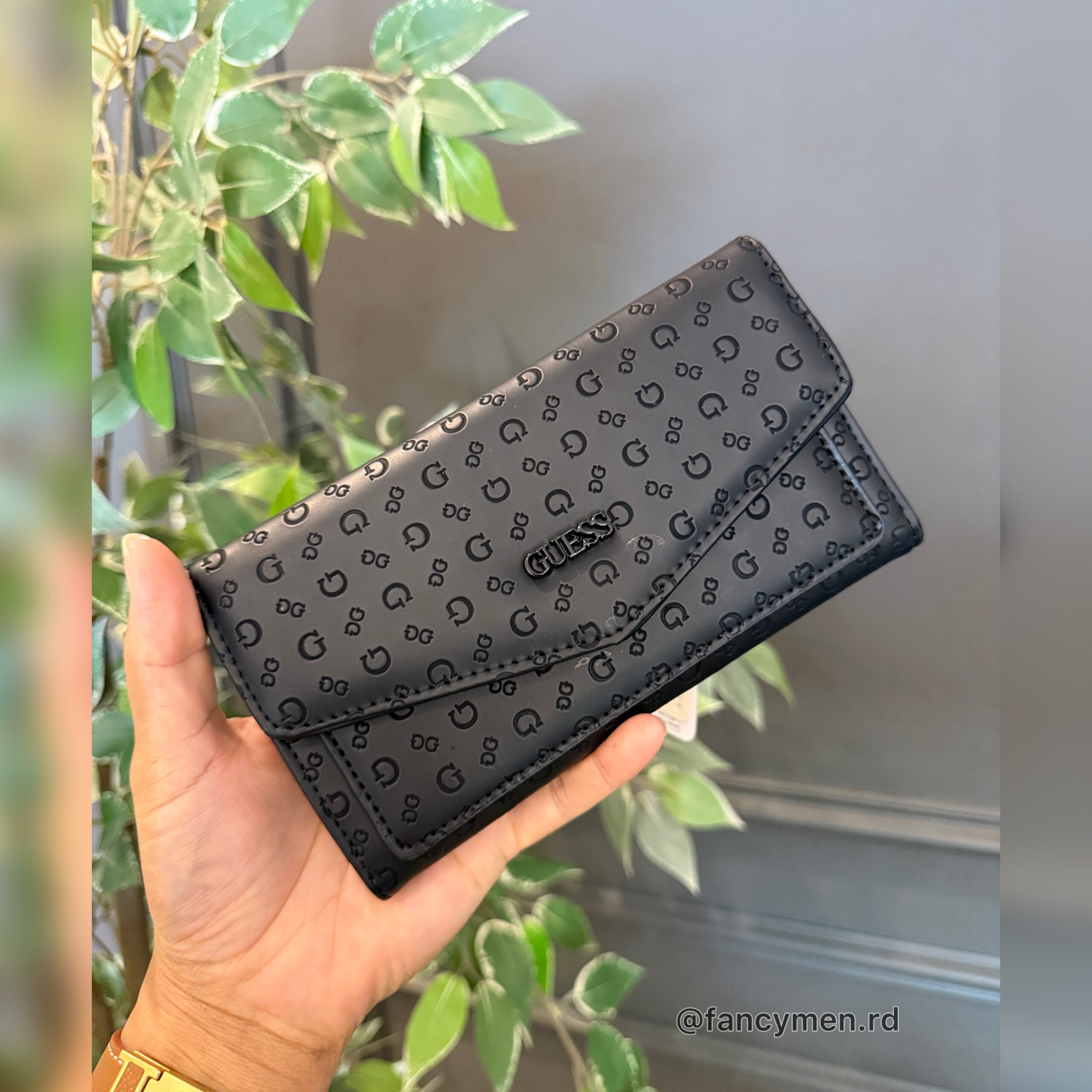 Monedero Guess Negro bk520