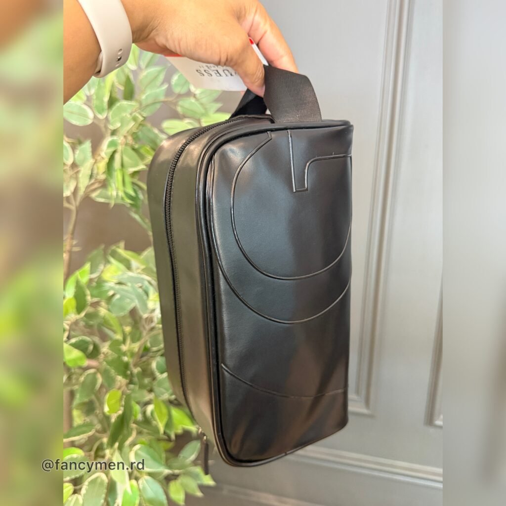 Neceser Guess Travel kit 0020 Bulto de Mano