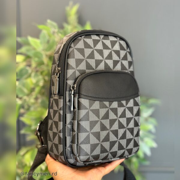 Bulto Mochila Cruzada 071070 Negro