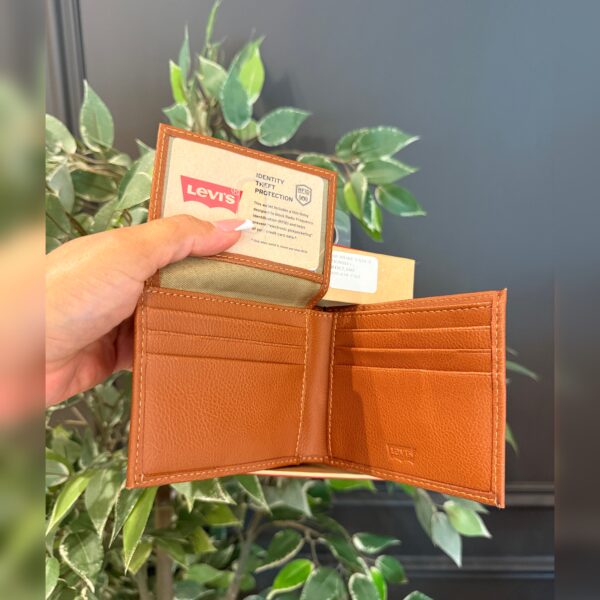Billetera Levi's Bifold Camel