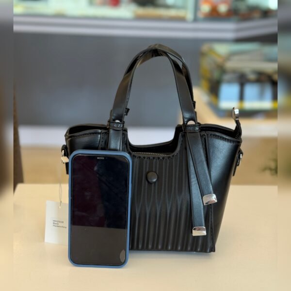 Cartera pequeña M25028 Negra Crossbody