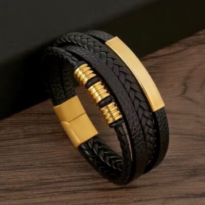 Pulsera Brasalete Dorada en piel y acero