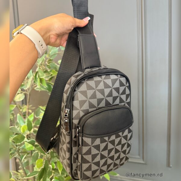 Bulto Mochila Cruzada 071070 Negro