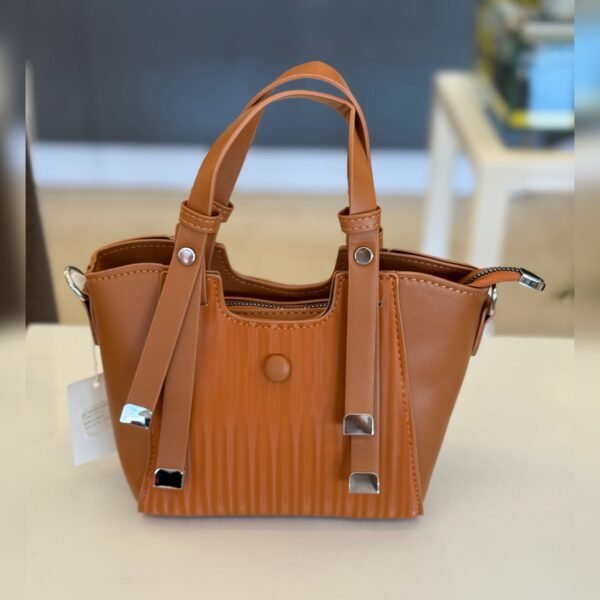 Cartera pequeña M25028 Camel Crossbody