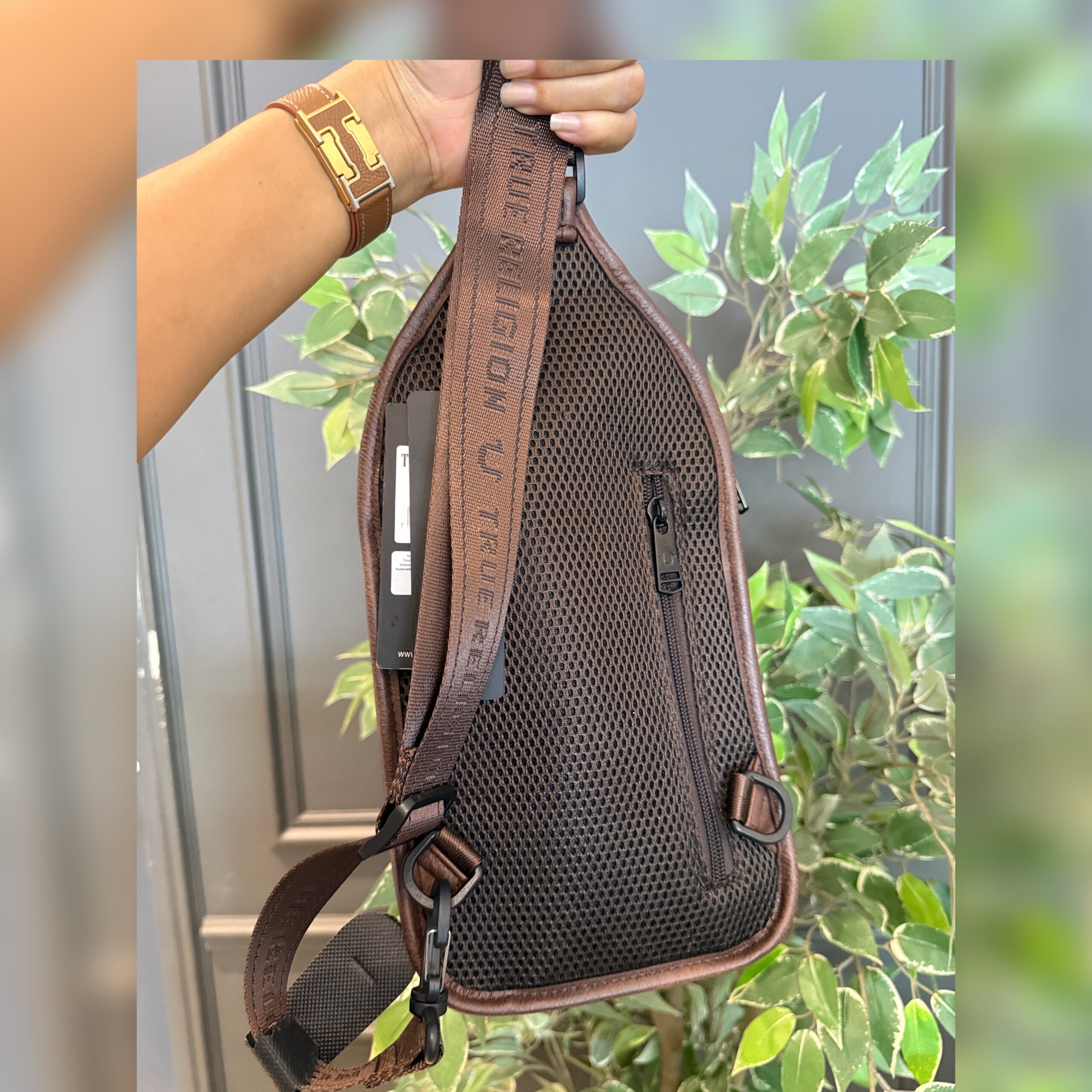 Mochila Cruzada True Religion Pippen Stbr45 - Imagen 2